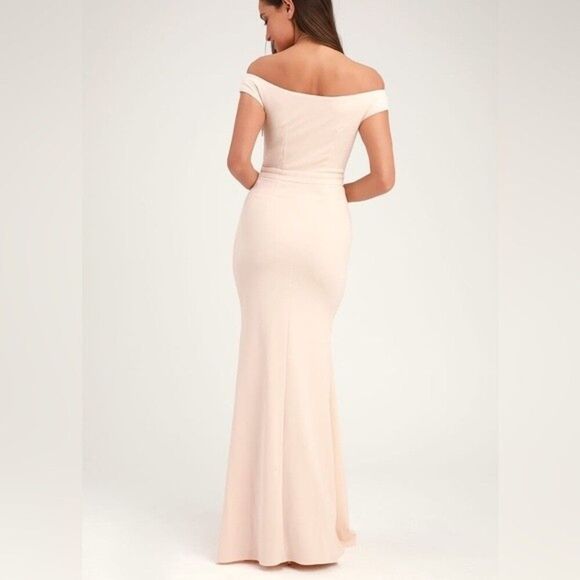 Lulu’s Ruffled Off-the-Shoulder Maxi Dress - Picture 3 of 4